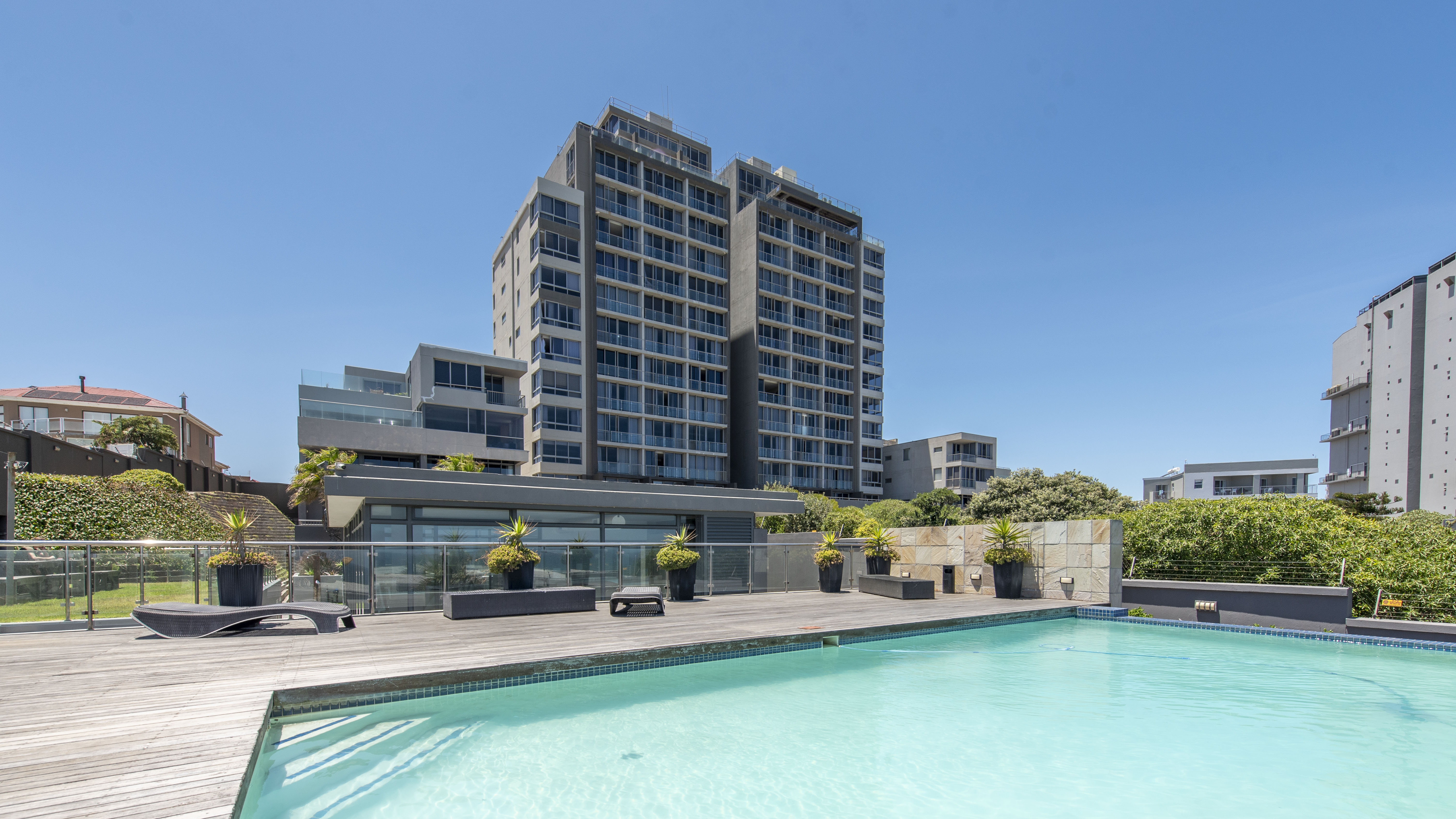 1 Bedroom Property for Sale in Bloubergstrand Western Cape